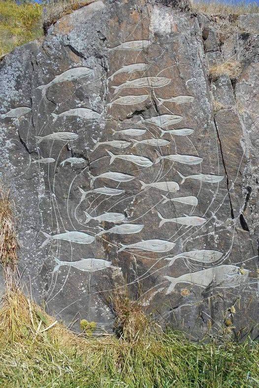 Có thể là hình ảnh về Stone Henge và Saqsaywaman